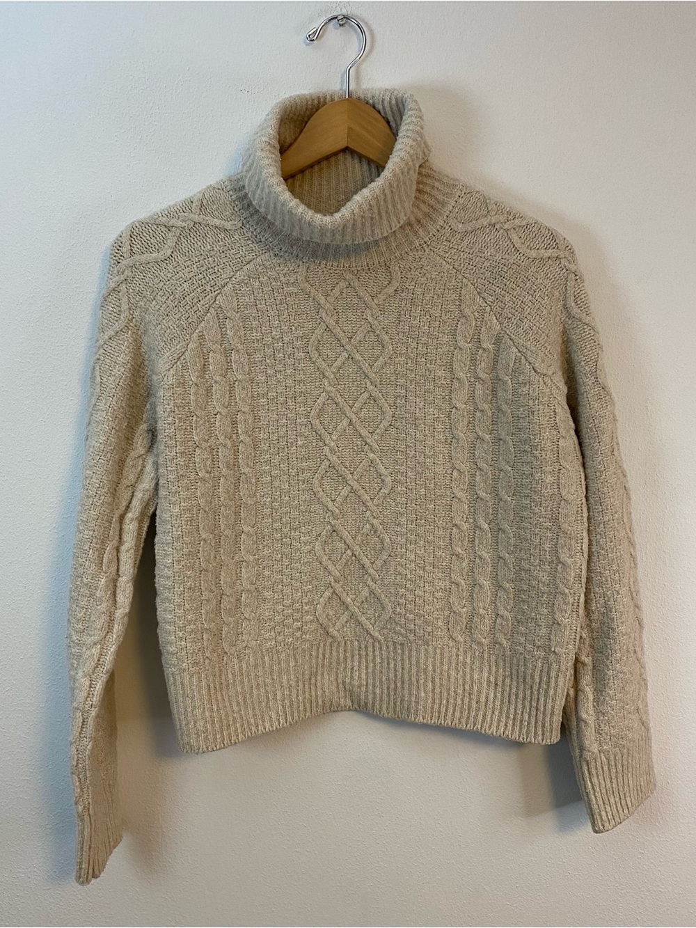 Joie Crème Colored Chunky Knit Turtleneck Sweater Womens Medium Fisherman‎ Knit
